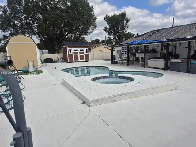 8016 Apache Lane, Lakeland