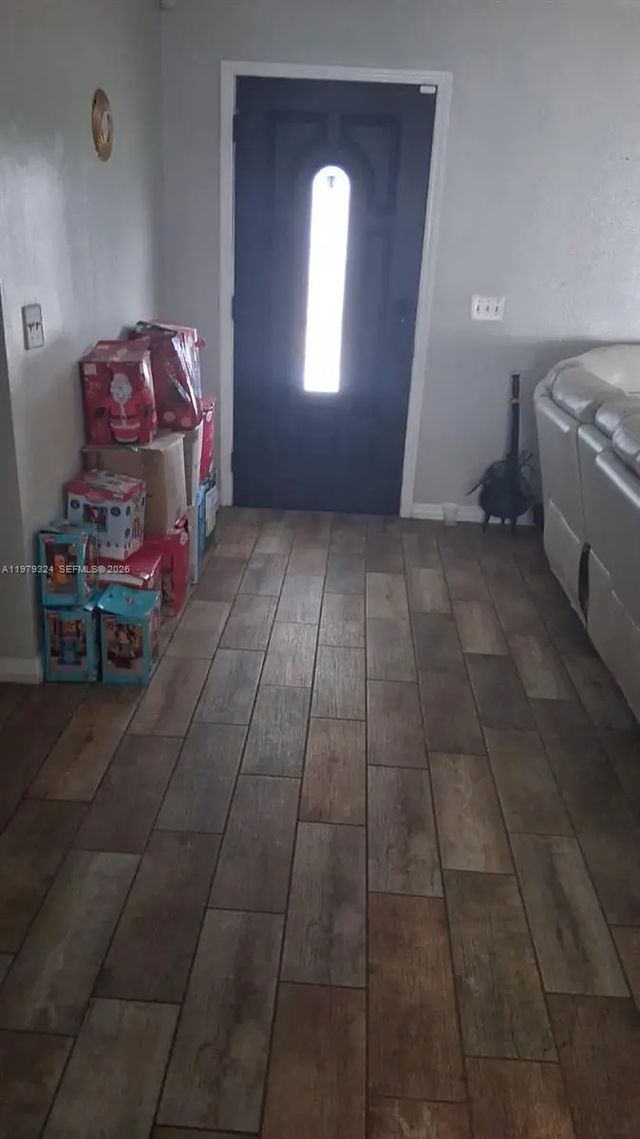 4 of 27 - 8016 Apache Lane, Lakeland, FL
