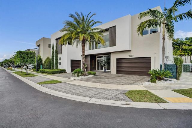 4 of 84 - 10223 Nw 75th Terrace, Doral, FL