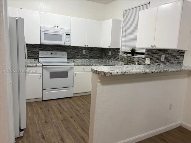 3 of 15 - 2615 Se 14 Avenue, Homestead, FL