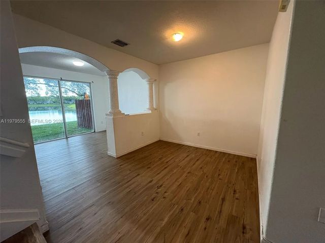 4 of 15 - 2615 Se 14 Avenue, Homestead, FL