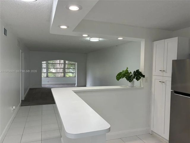 3 of 19 - 609 S State Road 7 #2c, Margate, FL