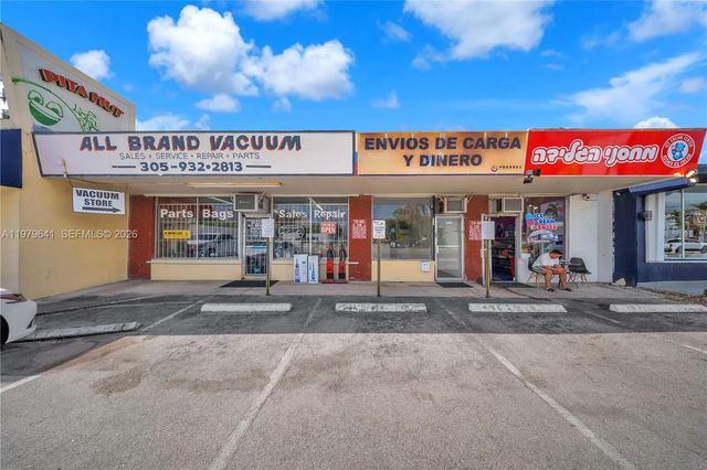 18480 W Dixie Highway, North Miami Beach