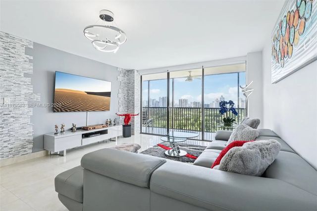 3 of 35 - 20379 W Country Club Drive #1436, Aventura, FL