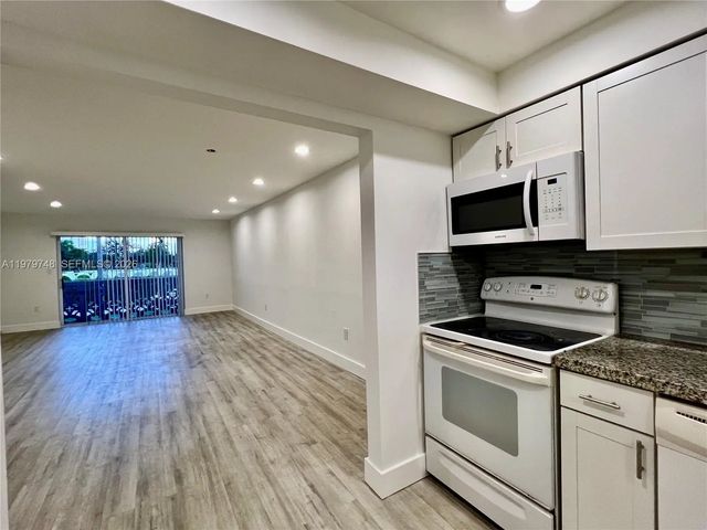 3 of 13 - N/A, North Miami, FL