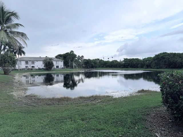 3 of 32 - 5605 Nw 109th Avenue #76, Doral, FL