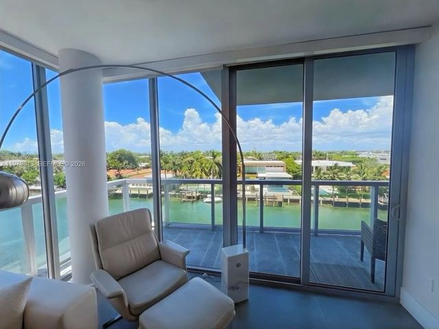 2 of 29 - N/A, Bay Harbor Islands, FL