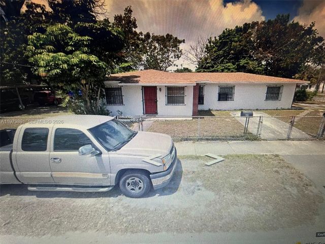 2 of 19 - 800 Nw 29th Terrace, Miami, FL