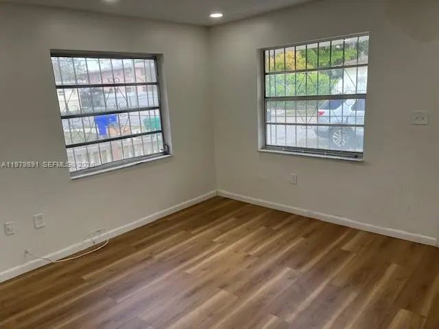 3 of 19 - 800 Nw 29th Terrace, Miami, FL