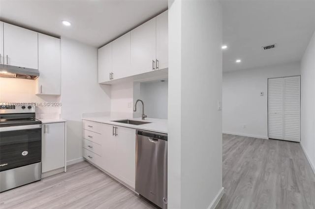 5 of 23 - 3631 Nw 94th Avenue #6g, Sunrise, FL