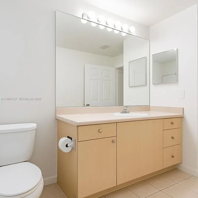 5 of 18 - 1900 Van Buren Street #112b, Hollywood, FL