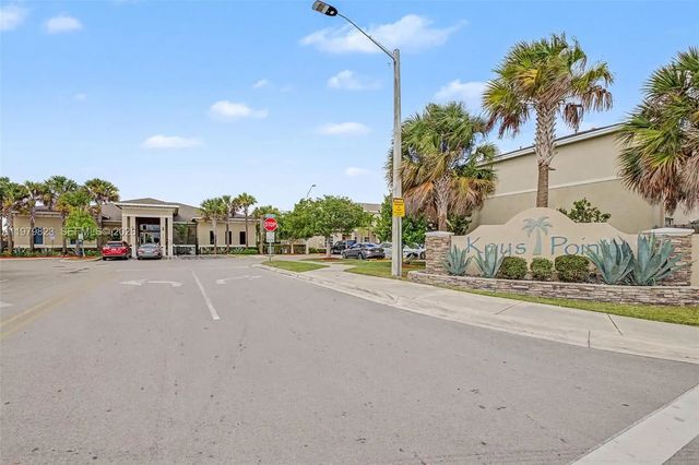 445 Ne 4th Street, Florida City
