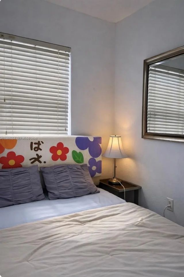 2 of 2 - 3301 Spanish Moss Terrace #512, Lauderhill, FL