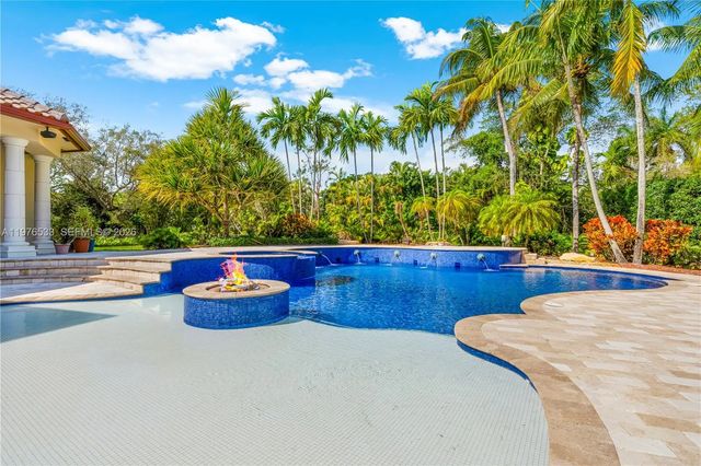 5 of 29 - 11400 Sw 67th Avenue, Pinecrest, FL