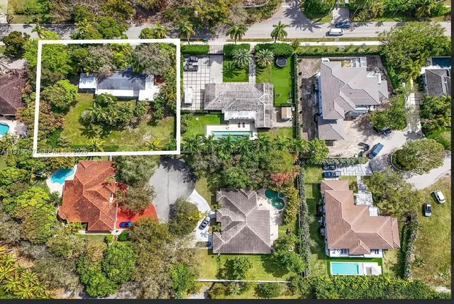 2 of 9 - 9330 Sw 72nd Avenue, Pinecrest, FL