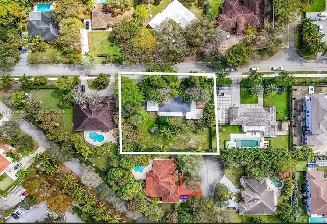 4 of 9 - 9330 Sw 72nd Avenue, Pinecrest, FL