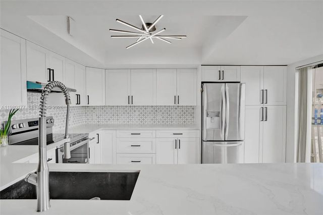 3 of 37 - 15292 Sw 46th Ln Branch #64, Miami, FL