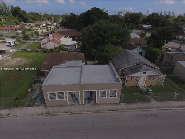 4419 Nw 17th Avenue, Miami