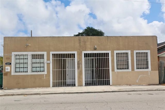 3 of 17 - 4419 Nw 17th Avenue, Miami, FL