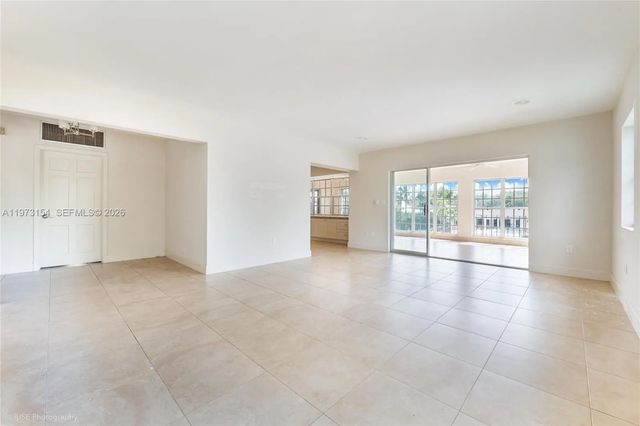 4 of 29 - 1265 S Alhambra Circle #b, Coral Gables, FL