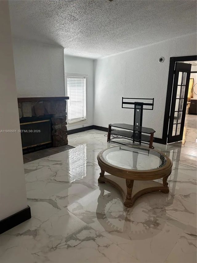 5 of 15 - 19800 Sw 180th Avenue #lot 266, Miami, FL