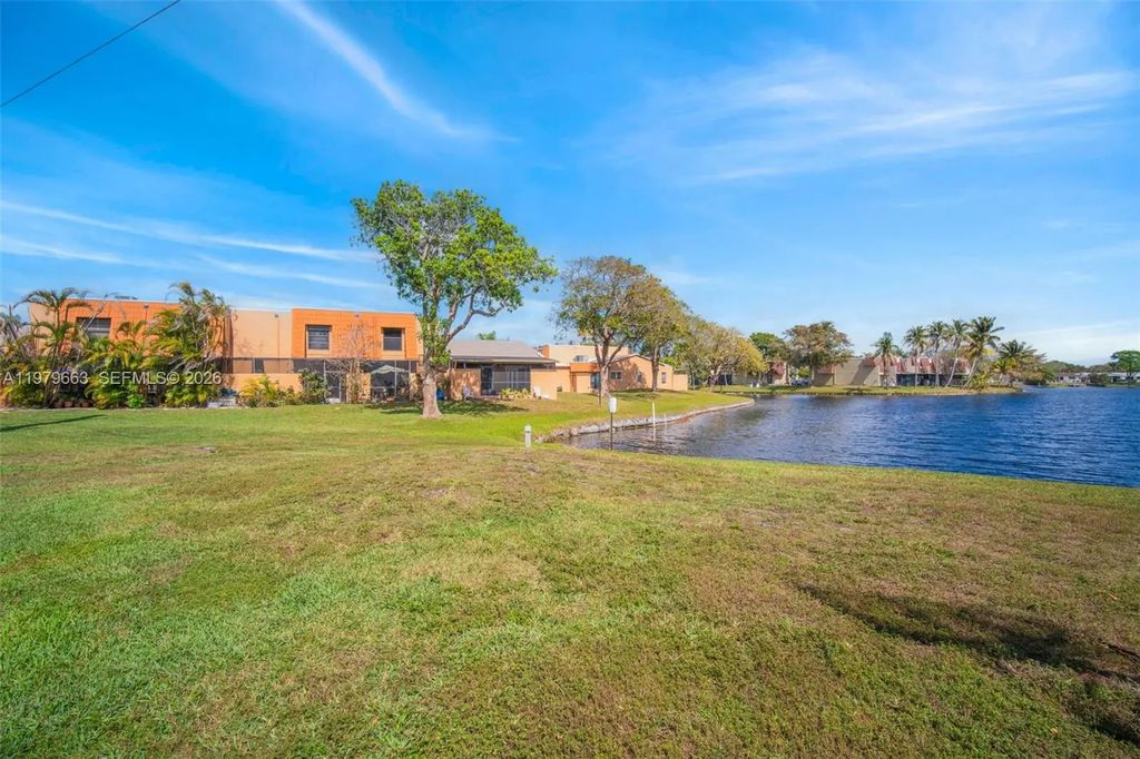 1451 Nw 92nd Avenue #191, Pembroke Pines