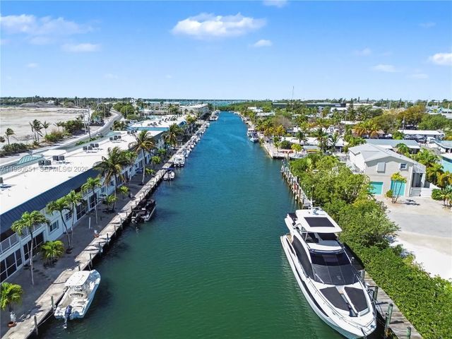 2 of 47 - 5301 Ocean Terrace #7, Marathon, FL