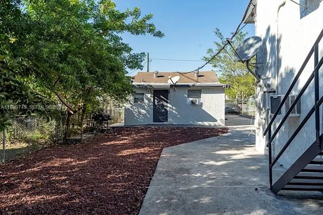 5 of 50 - 2378 Nw 60th Street, Miami, FL