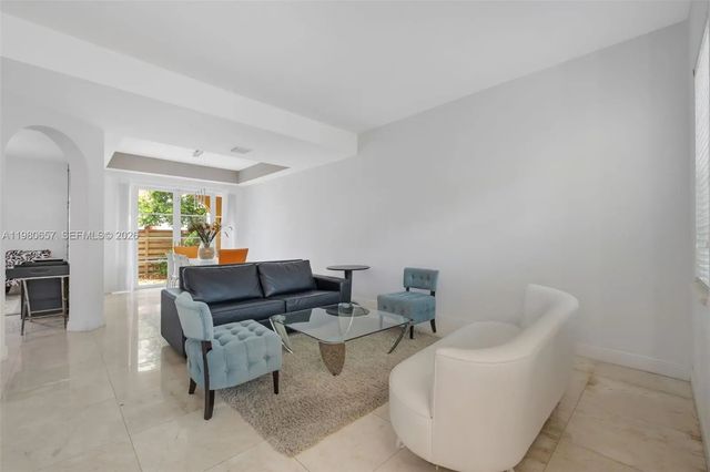 2 of 35 - 18450 Ne 30th Place, Aventura, FL