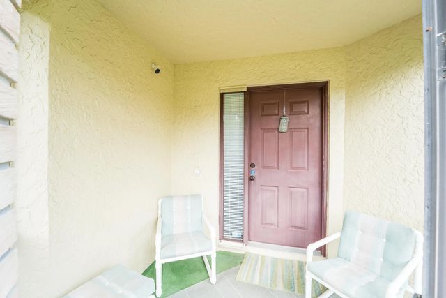 3 of 44 - 108 Village Walk Drive, Royal Palm Beach, FL