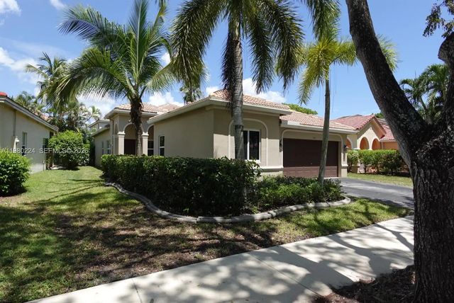 4321 Willow Ridge Drive, Weston