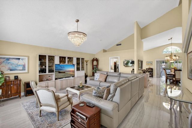 5 of 62 - 151 St Michaels Court, Jupiter, FL
