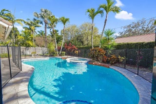 Photo of Listing #B26000276