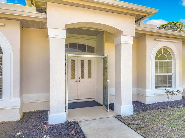 3 of 26 - 2342 Se Grand Drive, Port St. Lucie, FL