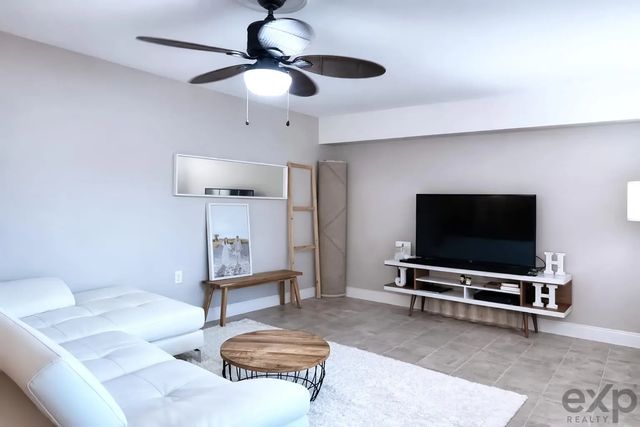 3 of 31 - 1008 10th Way, West Palm Beach, FL