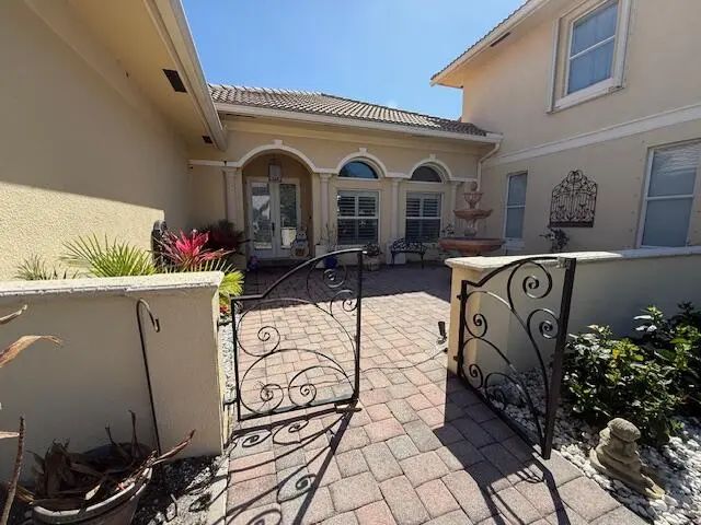 4 of 25 - 5665 61st Place, Vero Beach, FL