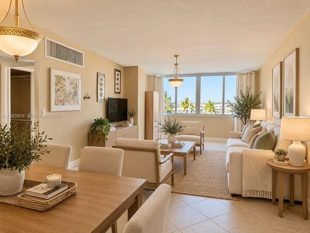 2 of 7 - 5005 Collins Avenue #304, Miami Beach, FL
