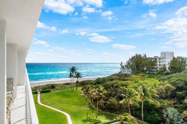 2774 S Ocean Boulevard #708, Palm Beach