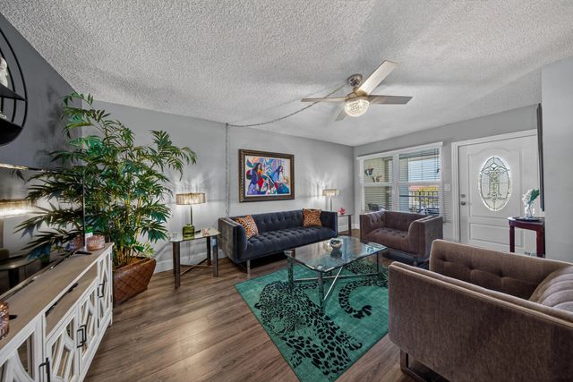 4 of 30 - 804 Se 7th Street Se #401, Deerfield Beach, FL