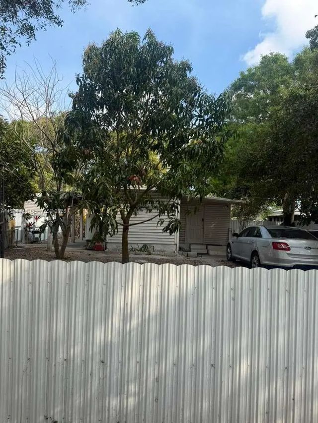 849 E Ventura, Clewiston
