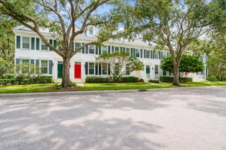 Photo of Listing #B26003271