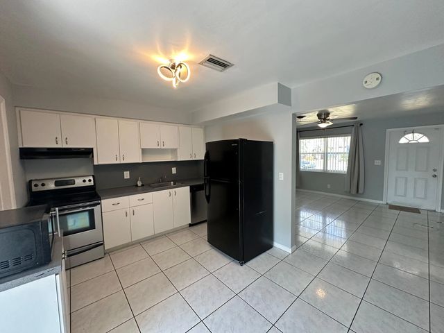 3 of 14 - 5227 Sw 94th Avenue, Cooper City, FL