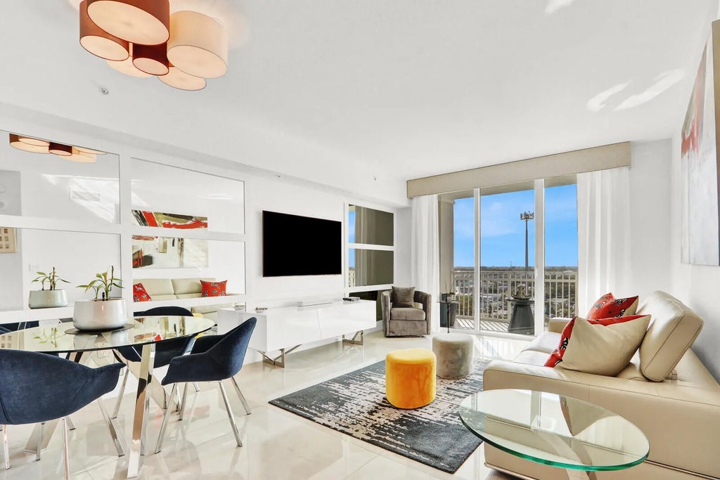 450 N Federal Highway #902, Boynton Beach