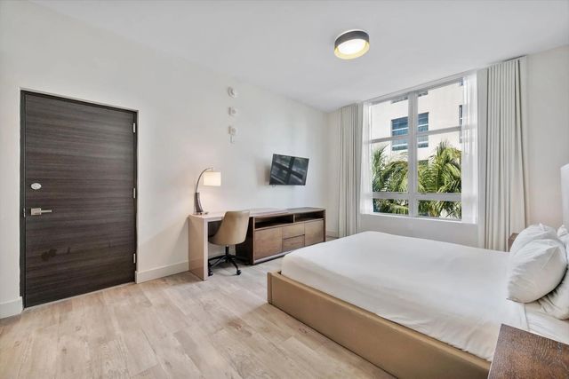 5 of 32 - 777 N Ocean Drive #unit S404, Hollywood, FL