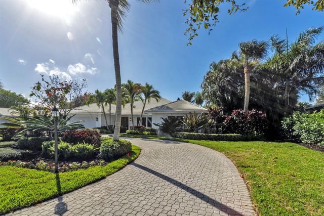 2 of 28 - 2720 Cardinal Circle, Gulf Stream, FL