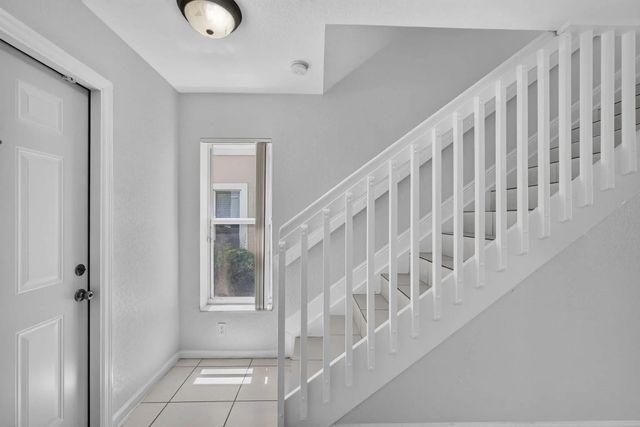 4 of 34 - 946 Summit Lake Drive, West Palm Beach, FL