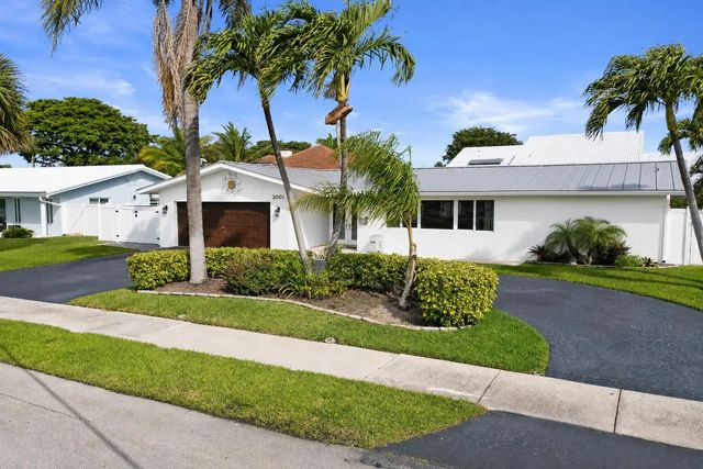 3 of 52 - 3001 Ne 45th Street, Lighthouse Point, FL
