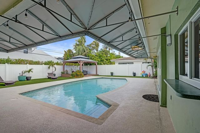 4 of 52 - 3001 Ne 45th Street, Lighthouse Point, FL