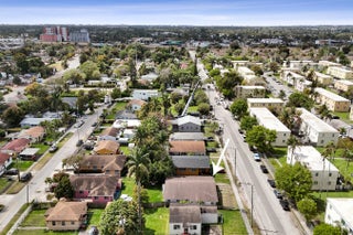 Photo of Listing #B26000325