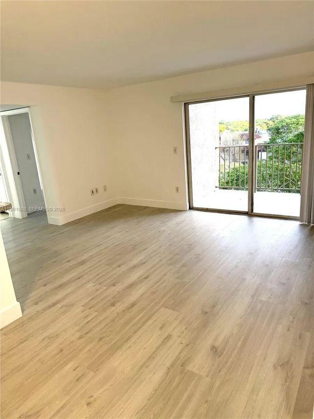 3 of 13 - 15231 Sw 80th Street #615, Miami, FL